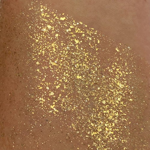 PURE PIGMENT Crystal Gold Glitter swatch - czysty, sypki pigment kosmetyczny do powiek i ciała