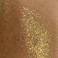 PURE PIGMENT Crystal Gold Glitter swatch - czysty, sypki pigment kosmetyczny do powiek i ciała