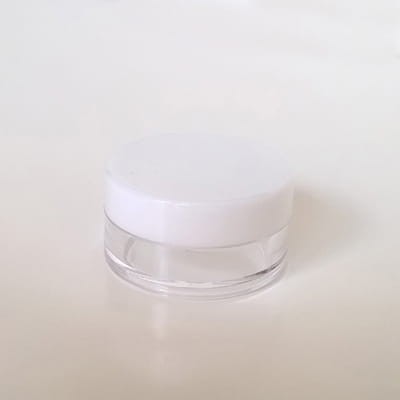 Pojemniczek kosmetyczny 10 ml z białą zakrętką