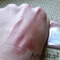 PURE PIGMENT Tea Rose swatch - czysty, sypki pigment kosmetyczny do powiek i ciała - Arsenic.pl
