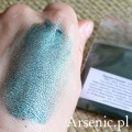 PURE PIGMENT Egyptian Emerald swatch - czysty, sypki pigment kosmetyczny do powiek i ciała -  Arsenic.pl